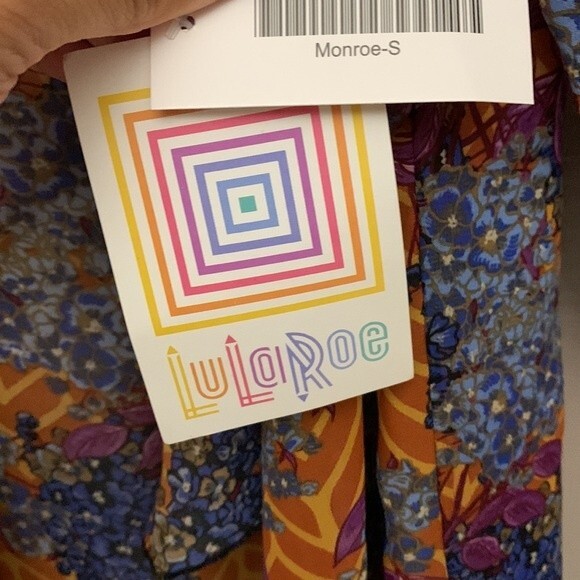 LuLaRoe Monroe fringed kimono NWT Small Multicolor floral - Picture 8 of 9